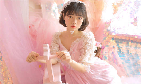 金川供卵试管代怀生子多少钱？这一直是很多不孕不育家庭关注的话题。在中国，不孕不育的发生率越来越高，根据《中国不孕不育现状调研报告》显示，育龄夫妇的不孕不育率从20年前的3%增长至现在的12.5%-18.2%，患者人数高达6000万以上。在这样的背景下，许多家庭通过供卵试管来实现自己的生育梦想。那么，供卵试管代怀生子的费用到底是多少呢？